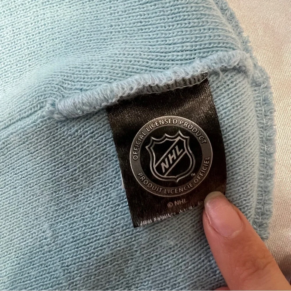 NHL Blue and White Hat Soft Knit Accessory - Picture 4 of 4
